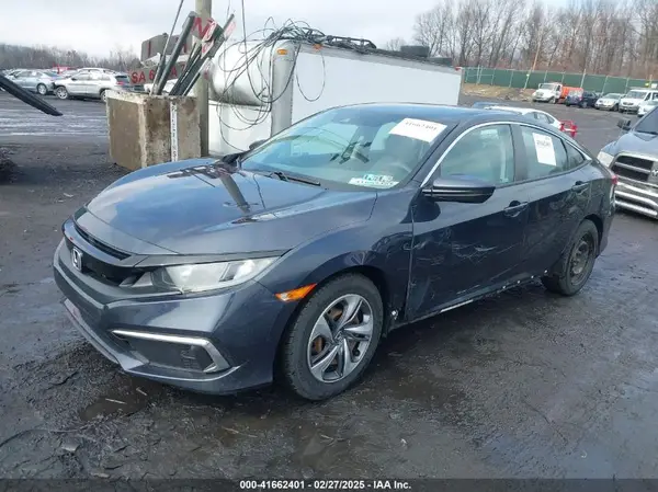 2HGFC2F62KH573586 2019 HONDA CIVIC - Image 2