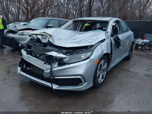 2HGFC2F62KH582885 2019 HONDA CIVIC - Image 2