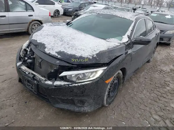 2HGFC2F63JH020041 2018 HONDA CIVIC - Image 2