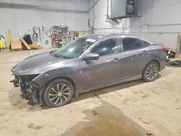 2HGFC2F63JH025983 2018 HONDA CIVIC - Image 1