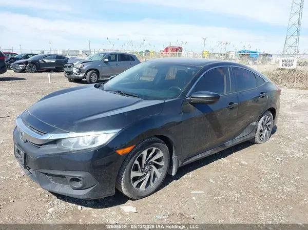 2HGFC2F63JH029676 2018 HONDA CIVIC - Image 2
