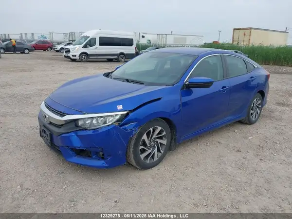 2HGFC2F63JH031802 2018 HONDA CIVIC - Image 2