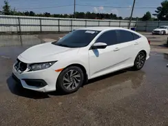 2HGFC2F63JH042606 2018 HONDA CIVIC
