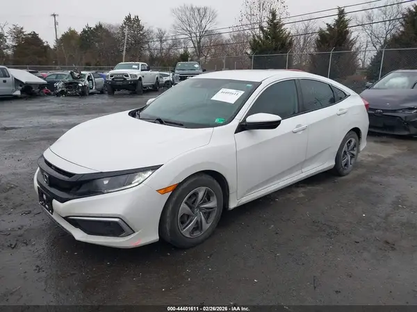 2HGFC2F63KH504616 2019 HONDA CIVIC - Image 2