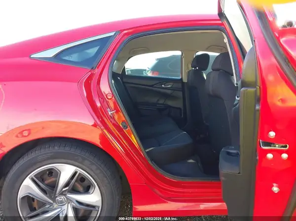 2HGFC2F63KH512084 2019 HONDA CIVIC - Image 8