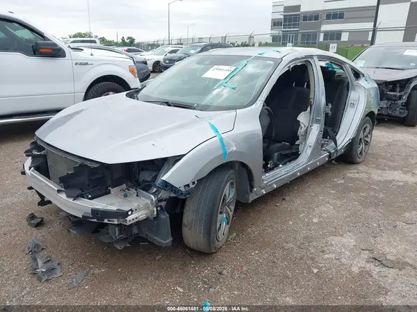 2HGFC2F63KH518175 2019 HONDA CIVIC - Image 2