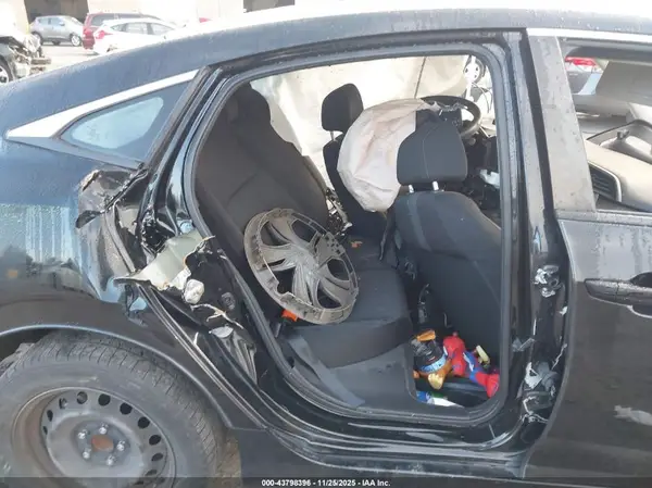 2HGFC2F63KH518225 2019 HONDA CIVIC - Image 8