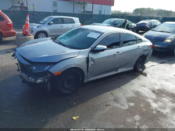2HGFC2F63KH543819 2019 HONDA CIVIC - Image 2