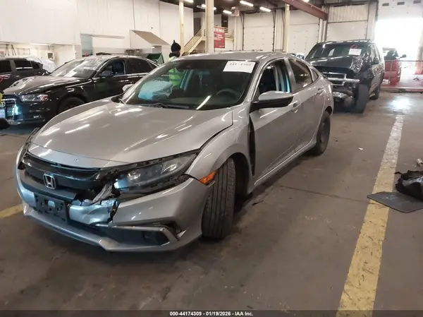 2HGFC2F63KH546719 2019 HONDA CIVIC - Image 2