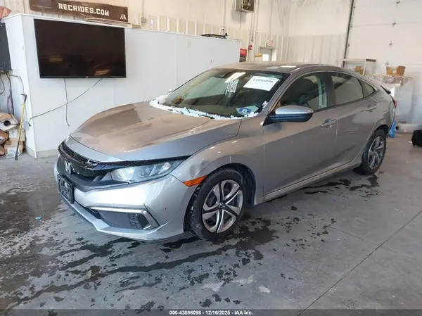 2HGFC2F63KH559888 2019 HONDA CIVIC - Image 2