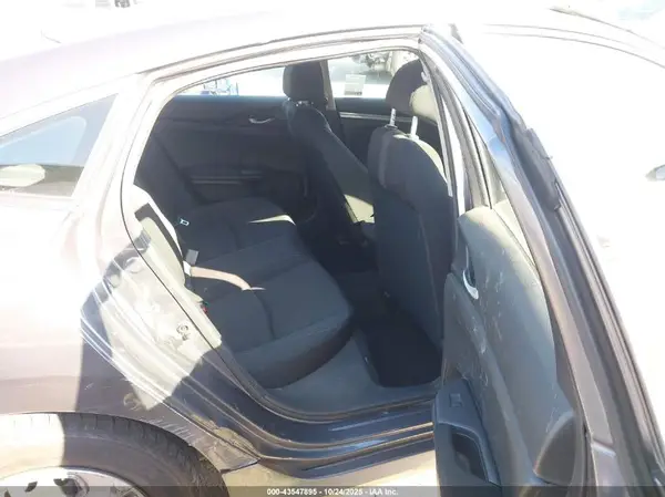 2HGFC2F63KH566713 2019 HONDA CIVIC - Image 8