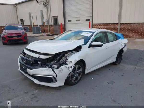 2HGFC2F63KH567134 2019 HONDA CIVIC - Image 2