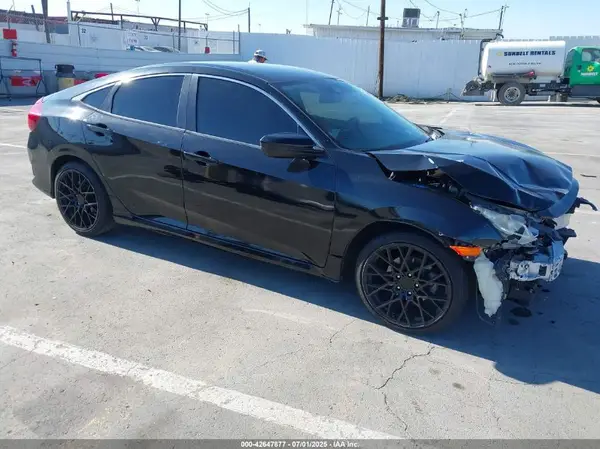 2HGFC2F63KH585567 2019 HONDA CIVIC - Image 1