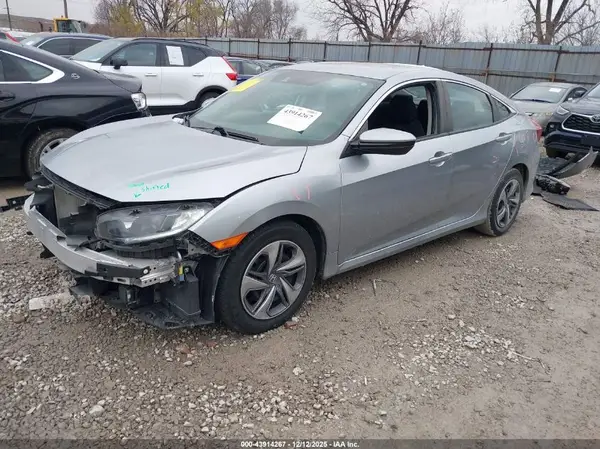 2HGFC2F63LH516041 2020 HONDA CIVIC - Image 2