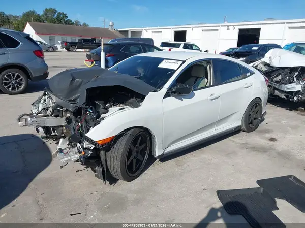 2HGFC2F63LH521692 2020 HONDA CIVIC - Image 2