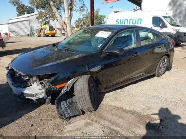 2HGFC2F63LH531428 2020 HONDA CIVIC - Image 2