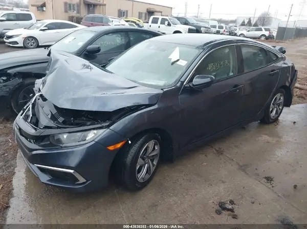 2HGFC2F63LH545684 2020 HONDA CIVIC - Image 2