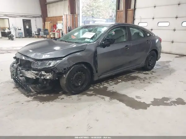 2HGFC2F63LH586686 2020 HONDA CIVIC - Image 2
