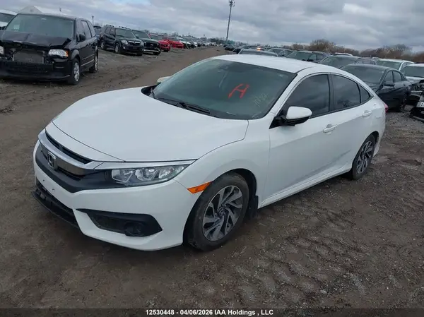 2HGFC2F64JH043327 2018 HONDA CIVIC - Image 2