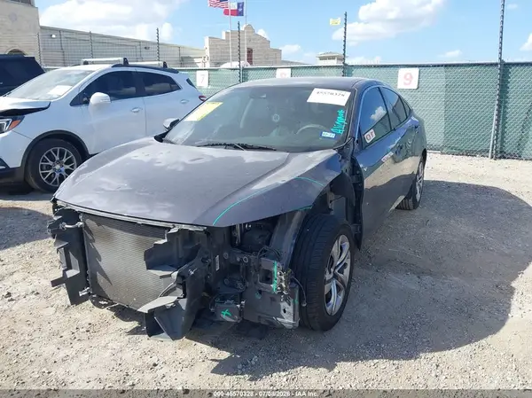 2HGFC2F64JH544847 2018 HONDA CIVIC - Image 2