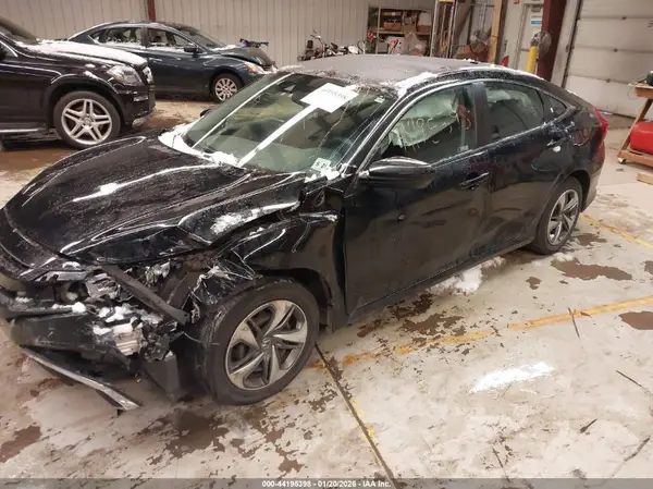 2HGFC2F64KH550018 2019 HONDA CIVIC - Image 2