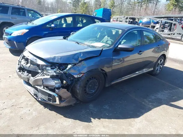 2HGFC2F64KH568843 2019 HONDA CIVIC - Image 2