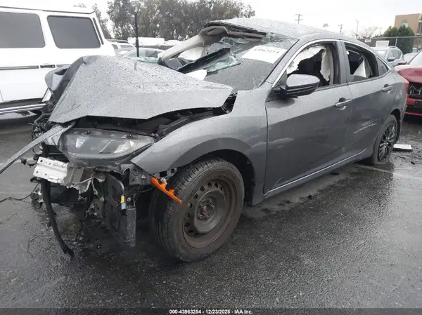 2HGFC2F64MH529060 2021 HONDA CIVIC - Image 2