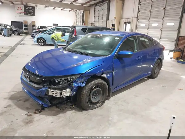 2HGFC2F65KH569645 2019 HONDA CIVIC - Image 2