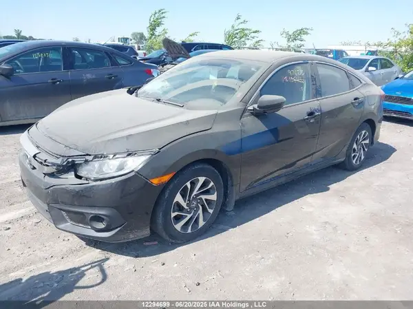 2HGFC2F66JH011754 2018 HONDA CIVIC - Image 2