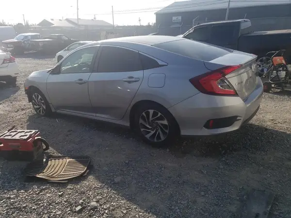 2HGFC2F66JH019191 2018 HONDA CIVIC - Image 2