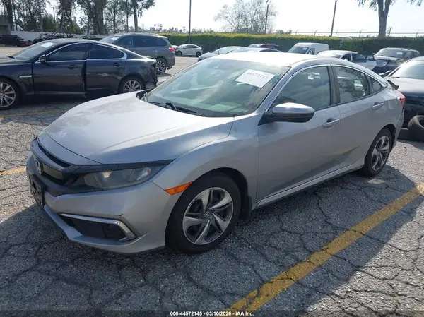 2HGFC2F66KH526643 2019 HONDA CIVIC - Image 2