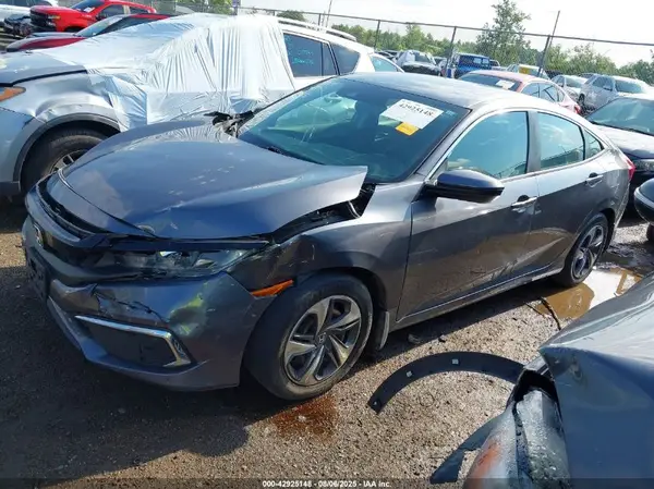 2HGFC2F66KH585403 2019 HONDA CIVIC - Image 2