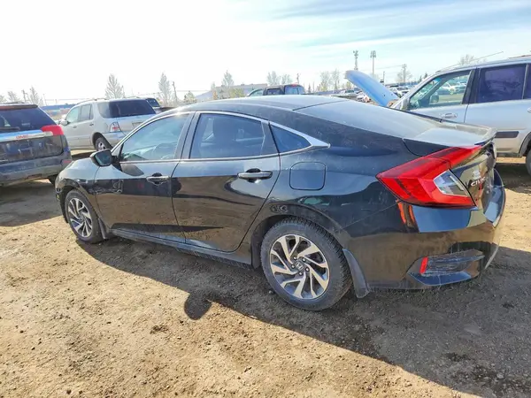 2HGFC2F67JH010063 2018 HONDA CIVIC - Image 2