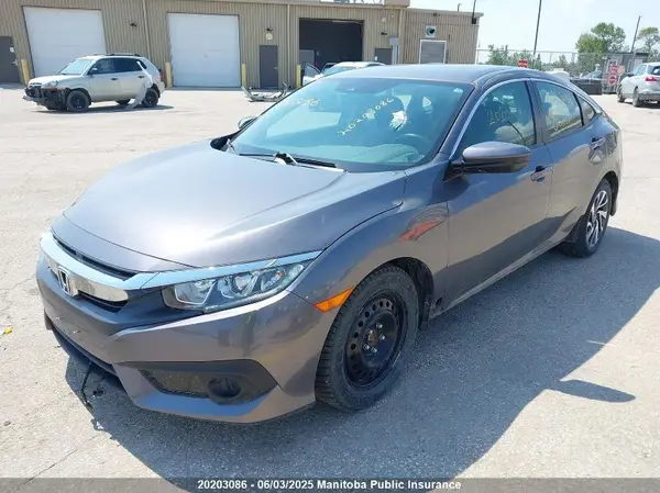 2HGFC2F67JH011052 2018 HONDA CIVIC - Image 2