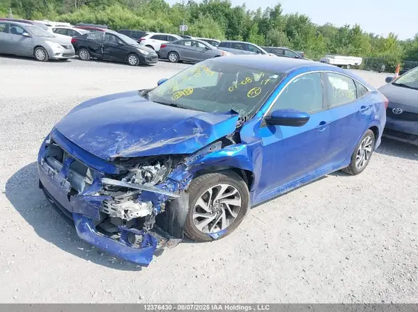 2HGFC2F67JH015568 2018 HONDA CIVIC - Image 2