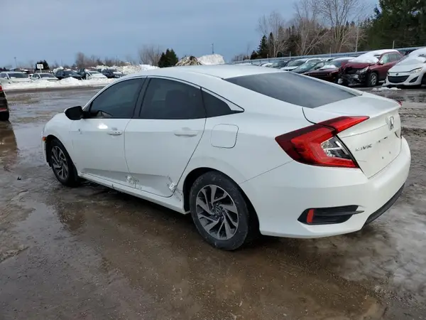 2HGFC2F67JH027316 2018 HONDA CIVIC - Image 2