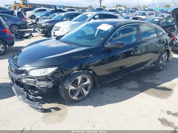 2HGFC2F67KH520138 2019 HONDA CIVIC - Image 2