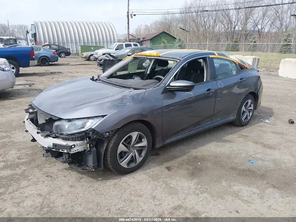 2HGFC2F67KH535268 2019 HONDA CIVIC - Image 2