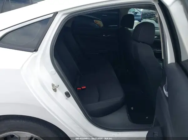 2HGFC2F67KH581473 2019 HONDA CIVIC - Image 8