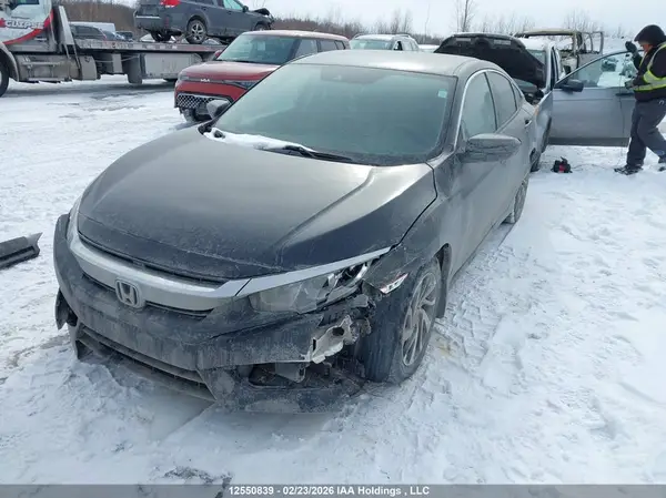 2HGFC2F68JH034534 2018 HONDA CIVIC - Image 2