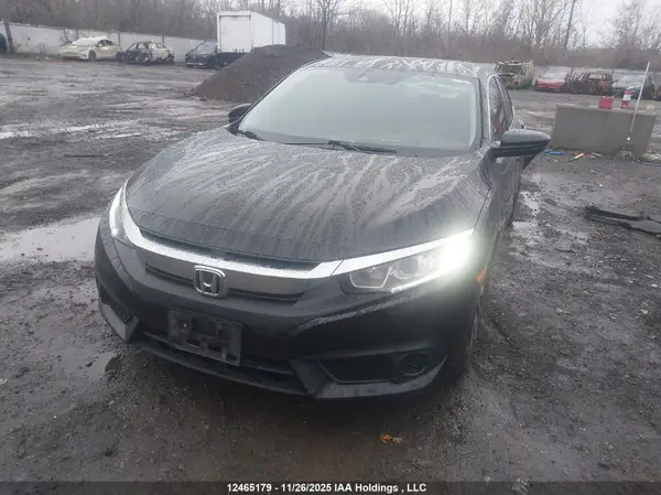 2HGFC2F68JH043797 2018 HONDA CIVIC - Image 2