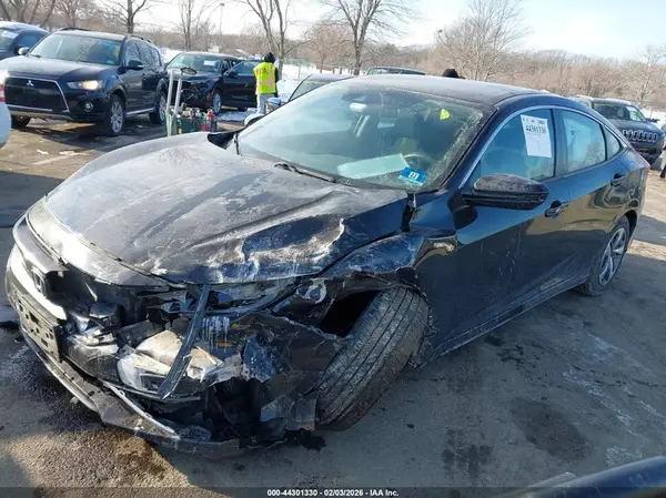 2HGFC2F68KH504482 2019 HONDA CIVIC - Image 2