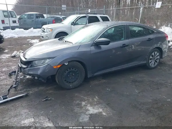 2HGFC2F68KH558610 2019 HONDA CIVIC - Image 2