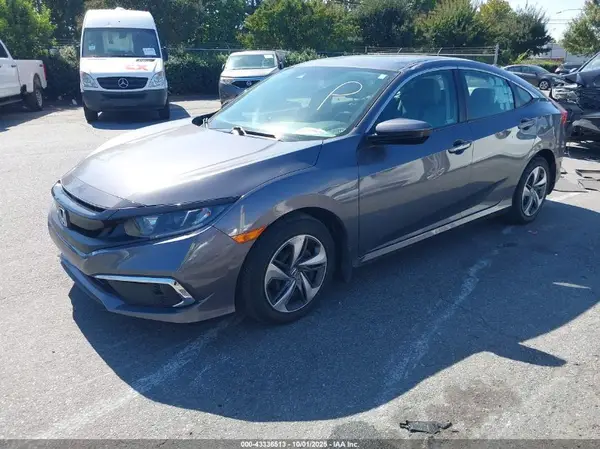 2HGFC2F68KH570787 2019 HONDA CIVIC - Image 2