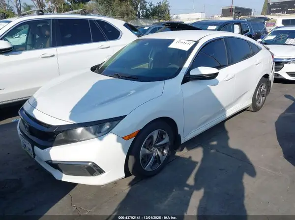 2HGFC2F68KH582342 2019 HONDA CIVIC - Image 2