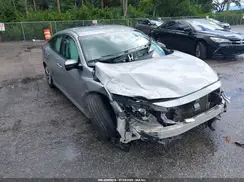2HGFC2F68KH582860 2019 HONDA CIVIC