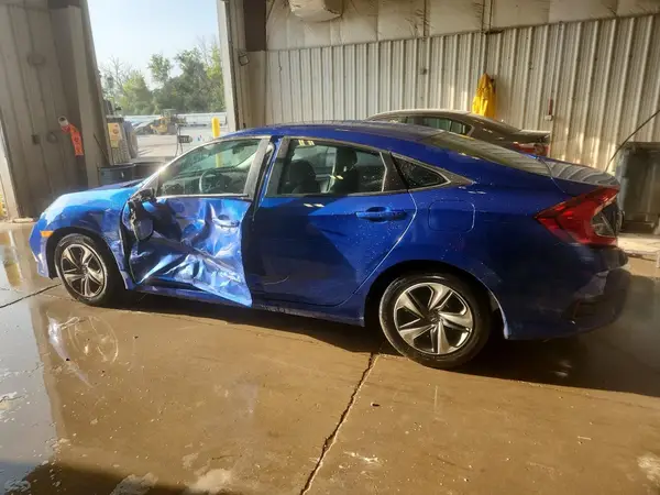 2HGFC2F68KH597164 2019 HONDA CIVIC - Image 2