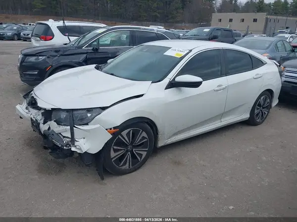 2HGFC2F68LH556082 2020 HONDA CIVIC - Image 2