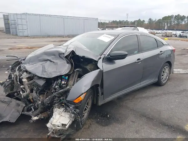 2HGFC2F68LH562478 2020 HONDA CIVIC - Image 2