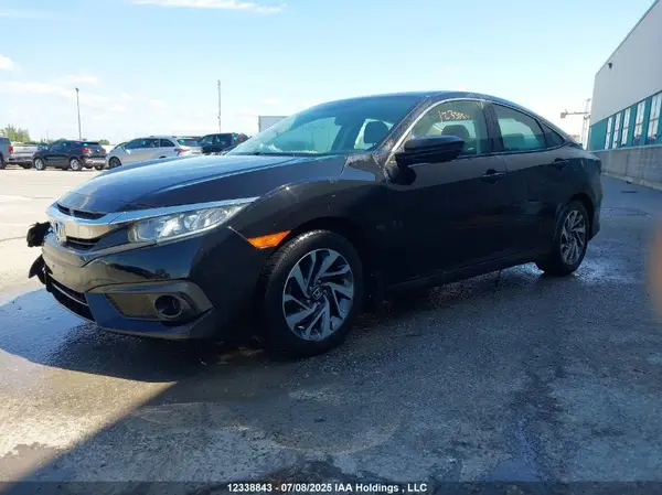 2HGFC2F69JH015314 2018 HONDA CIVIC - Image 2